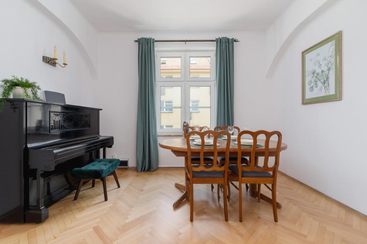 Appartement Spacious Retro In The Center Of Cracow By Renters
