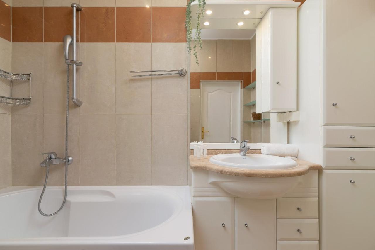 Appartement Spacious Retro In The Center Of Cracow By Renters *